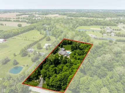 $2,500,000 | 4242 Watson Rd, Greenwood, IN 46143
