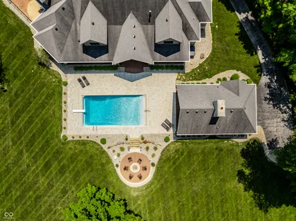 $2,500,000 | 4242 Watson Rd, Greenwood, IN 46143