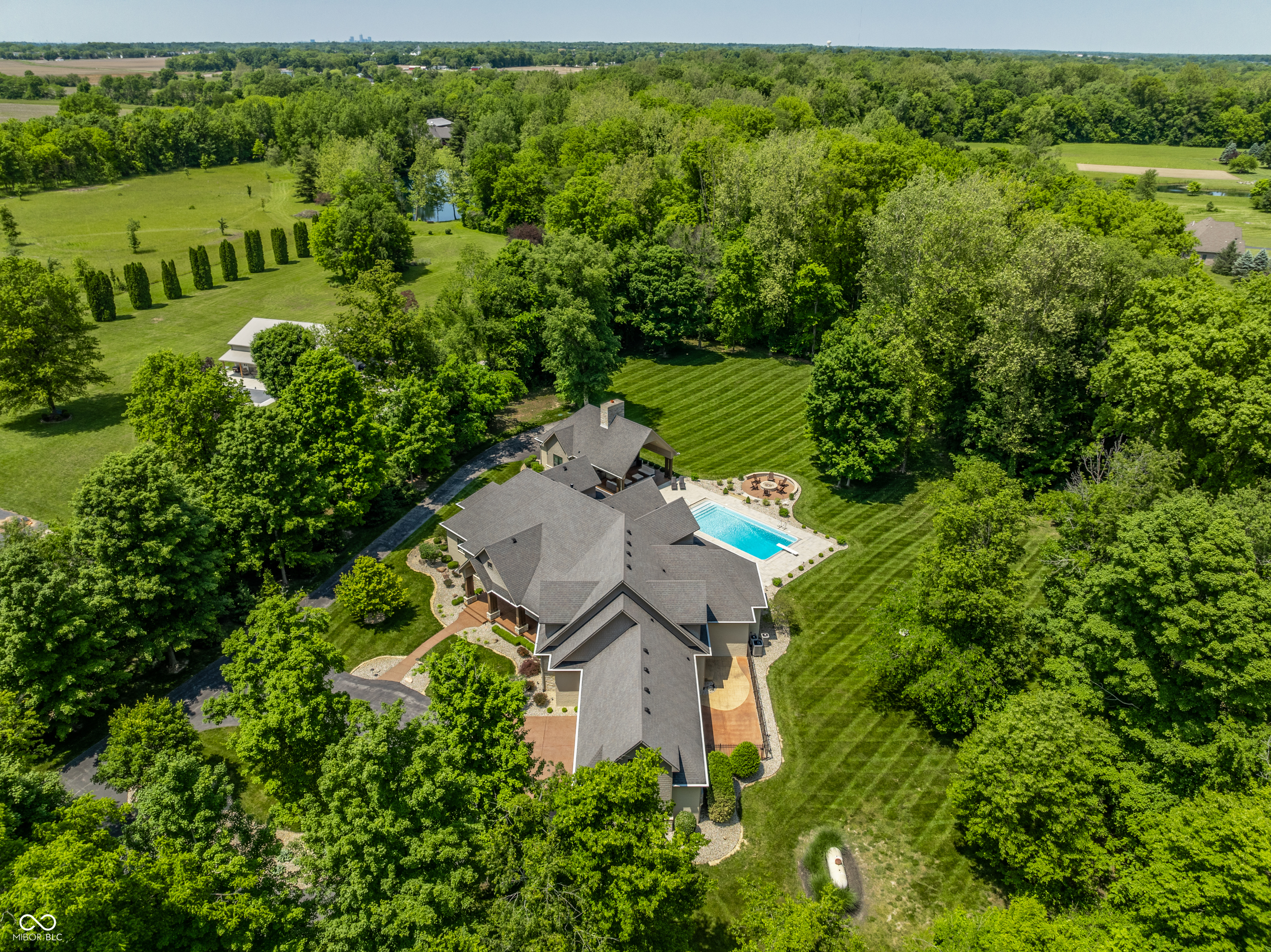 4242 Watson Rd Greenwood, IN 46143 - Photo 94 of 97