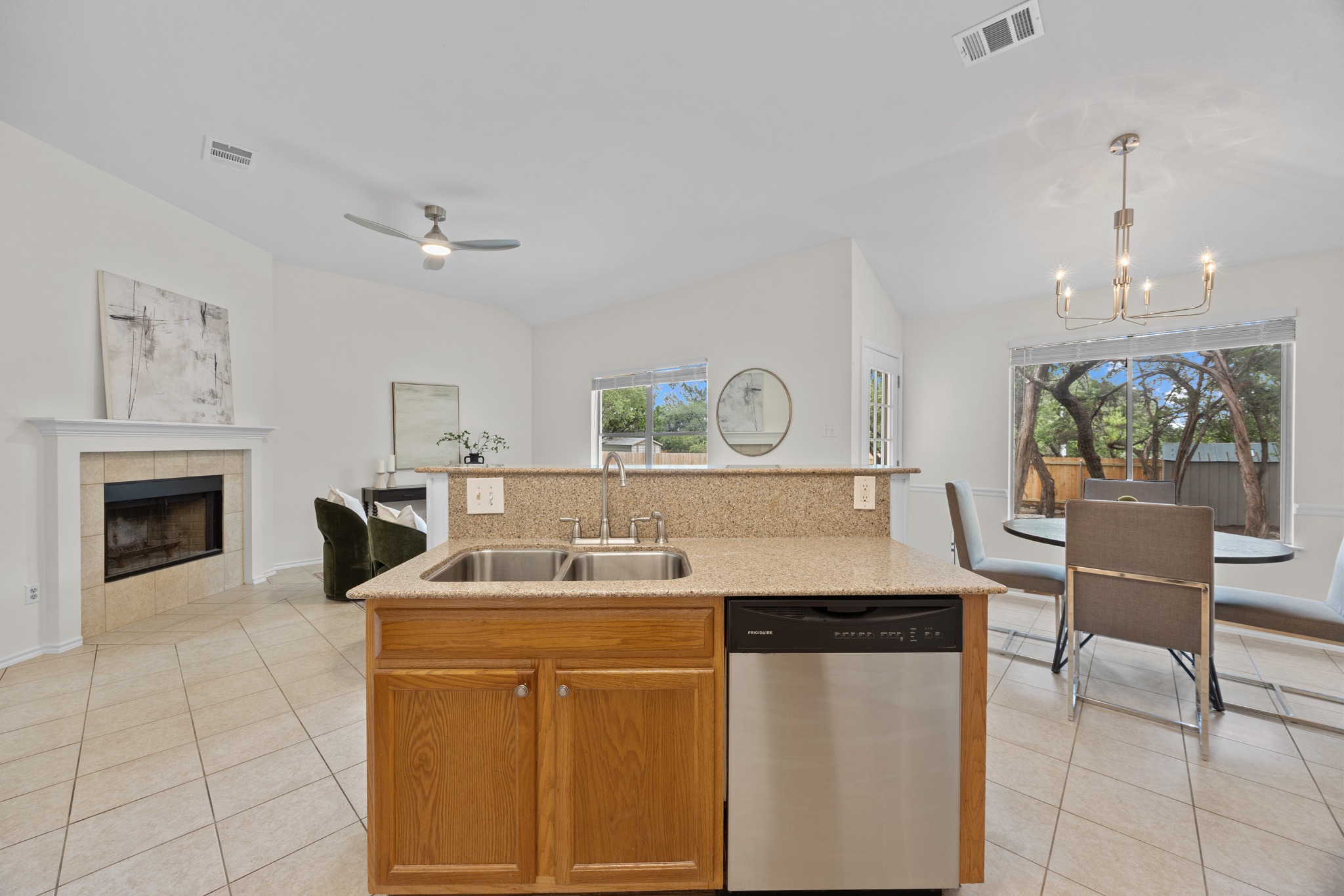 8219 Edgemoor Place Austin, TX 78749 - Photo 17 of 30