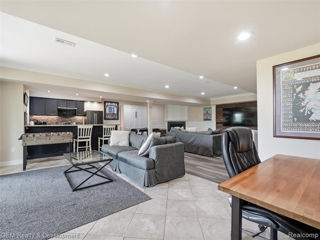 45625 West 9 Mile Road Novi, MI 48374 - Photo 52 of 99