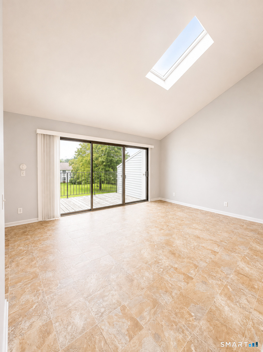 131 Florence Road, Unit 2B Branford, CT 06405 - Photo 5 of 16 Gallery Image 5