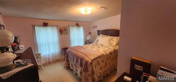 $90,000 | 215 East First Street, Ellis Grove, IL 62241