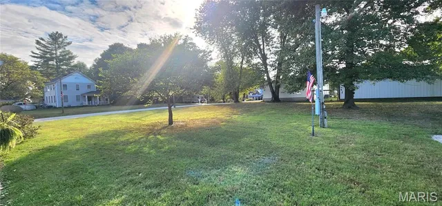 $110,000 | 215 East First Street, Ellis Grove, IL 62241