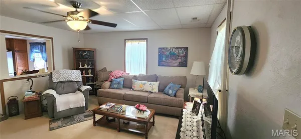 $90,000 | 215 East First Street, Ellis Grove, IL 62241