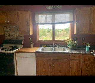 19 Dixie Road Lubec, ME 04652 - Photo 7 of 24 1000007929