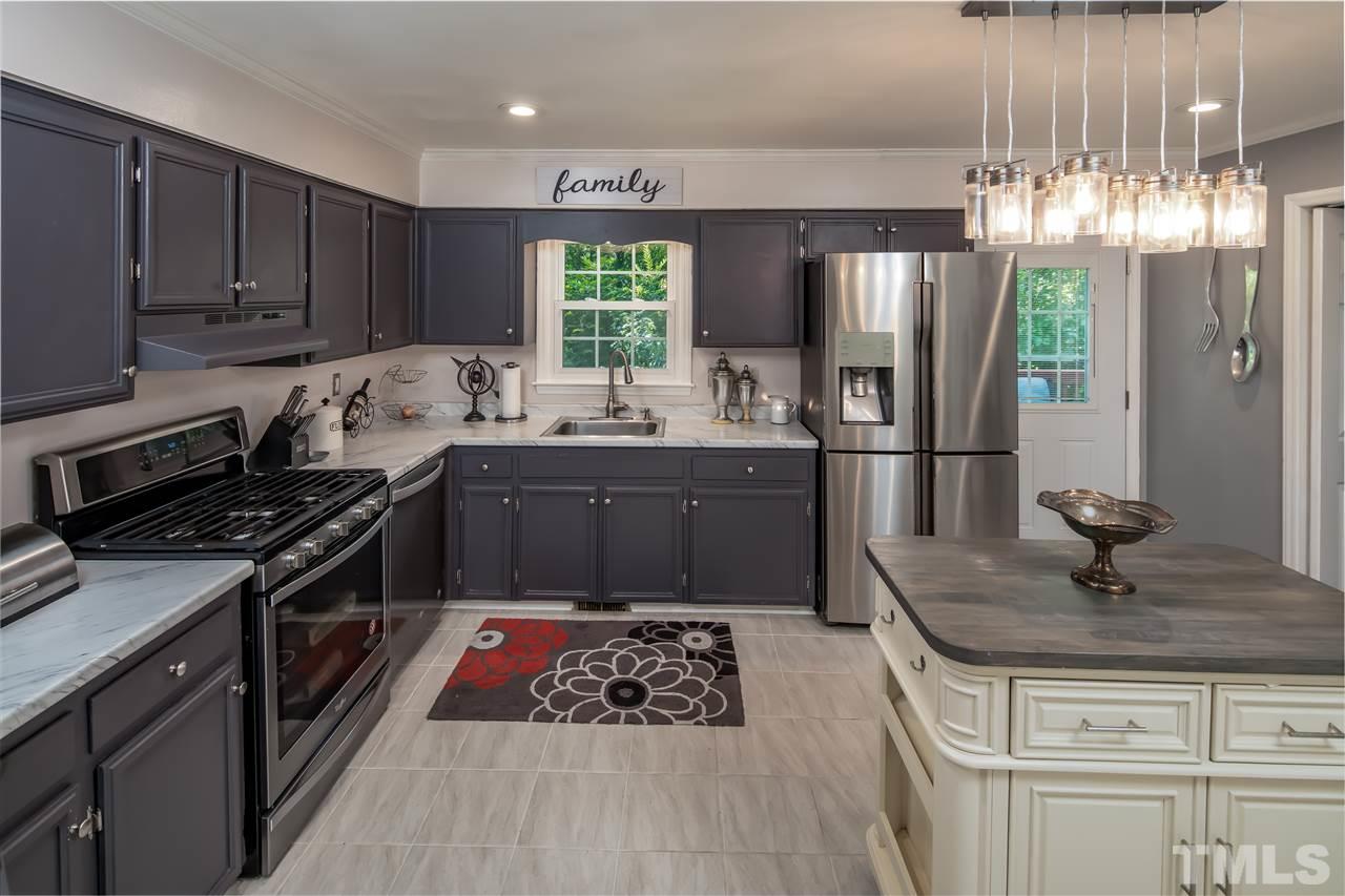 2000 Port Royal Road Raleigh, NC 27609 - Photo 9 of 29