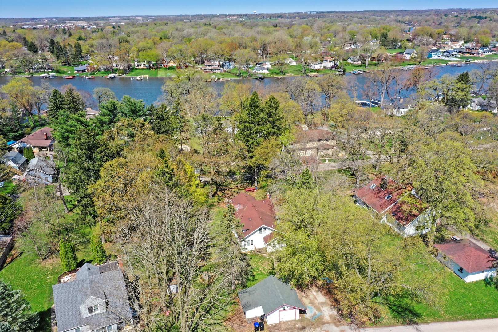 2405 North Club Road McHenry, IL 60051 - Photo 2 of 25 an aerial view of residential houses with outdoor space and river