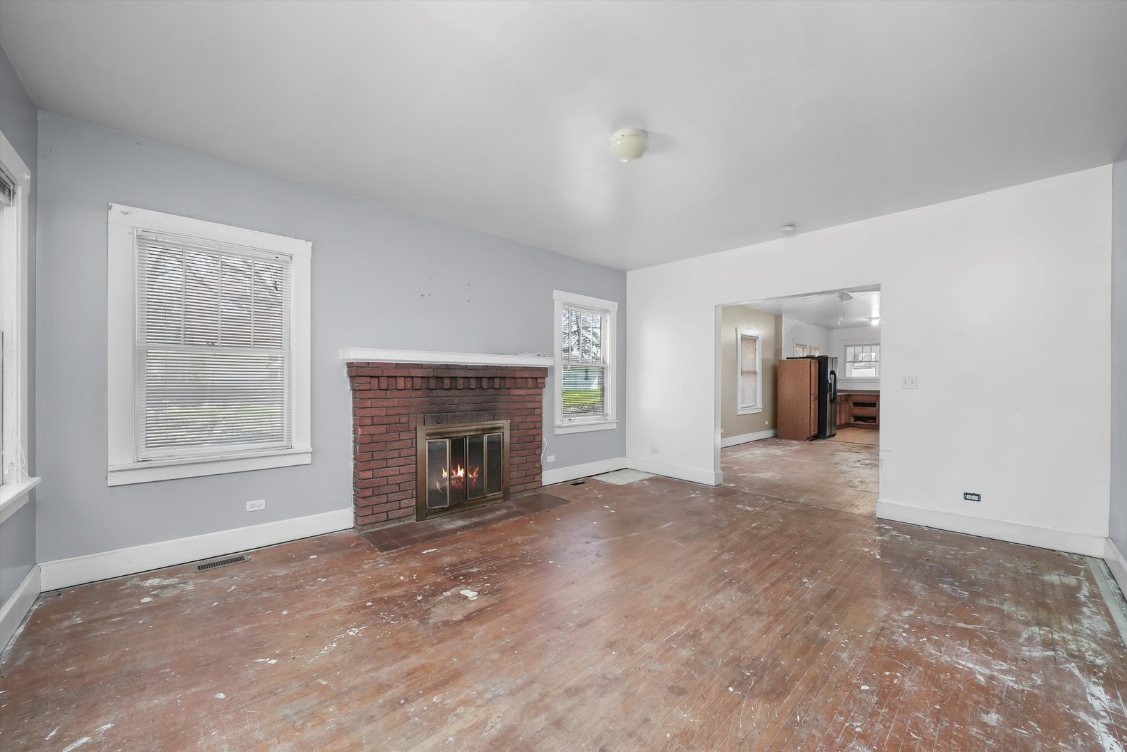 2405 North Club Road McHenry, IL 60051 - Photo 9 of 25 a view of empty room with a fireplace
