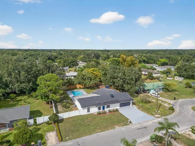 $399,900 | 4135 Orange Avenue, Mulberry, FL 33860