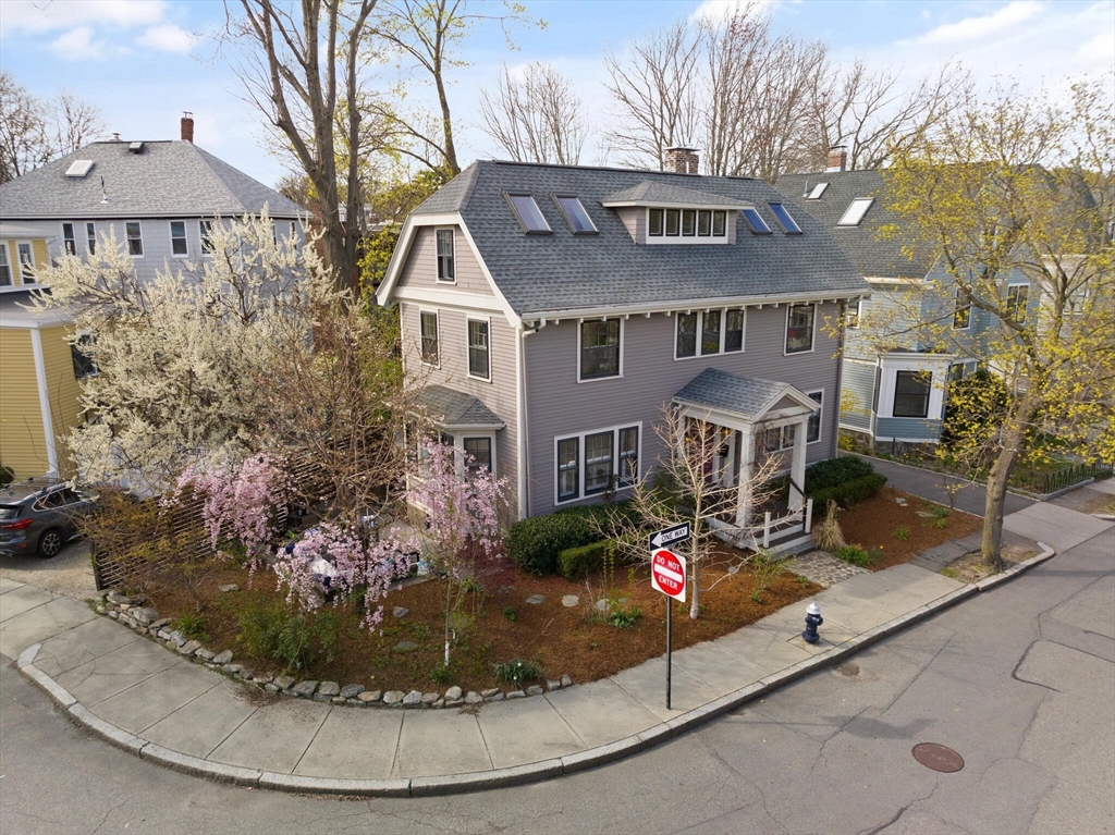 12 Toxteth Street Brookline, MA 02445 - Photo 36 of 37 Gallery Image 36