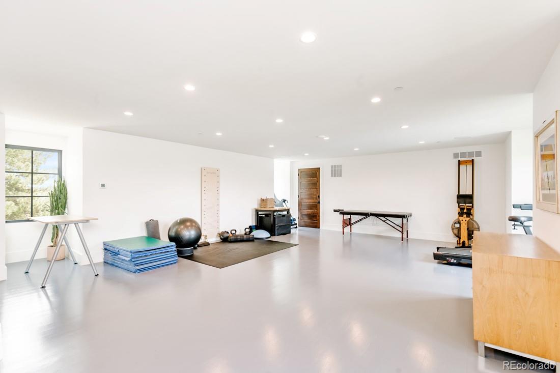 6122 Monarch Road Longmont, CO 80503 - Photo 13 of 40 a view of a room with gym equipment