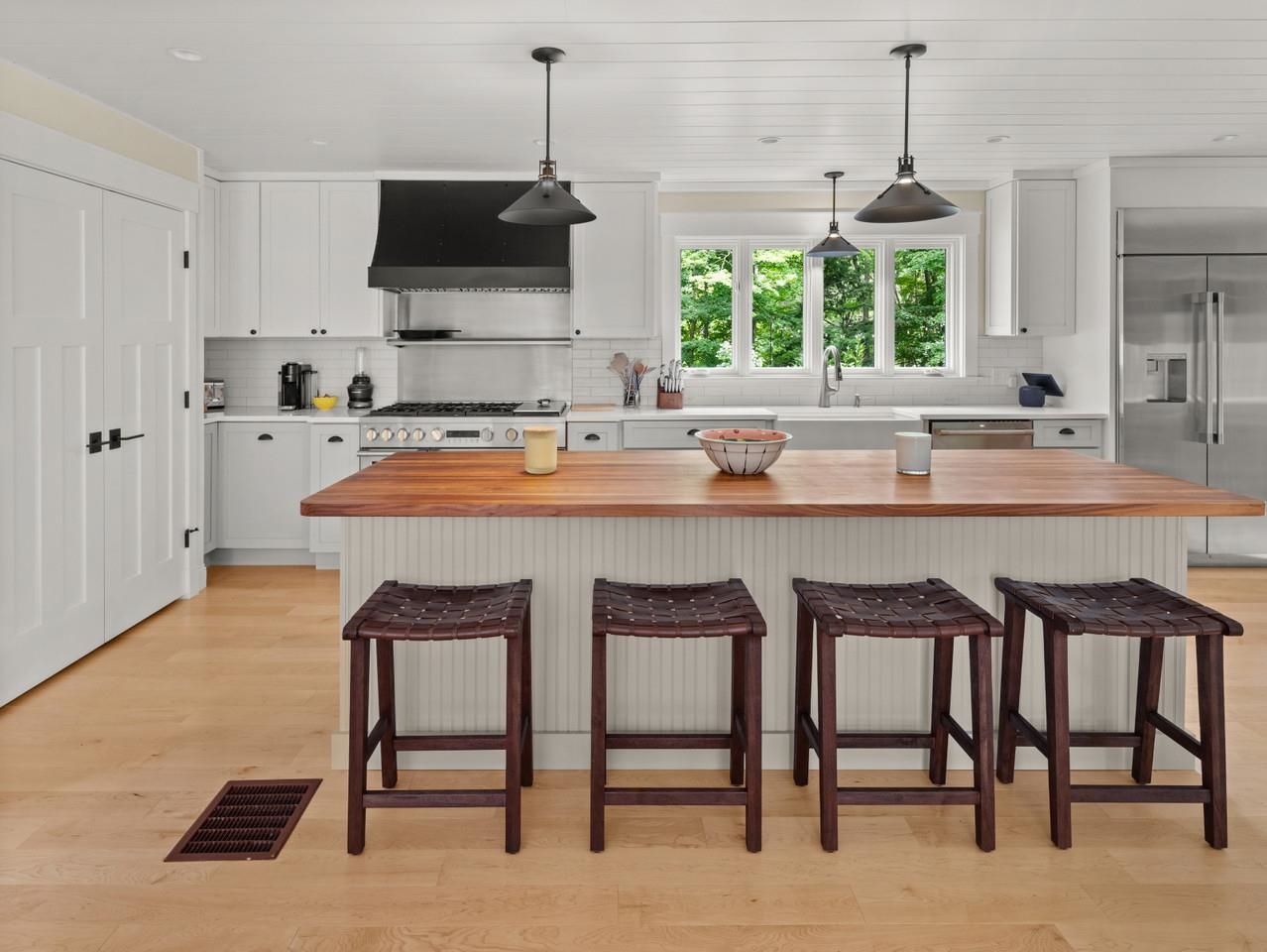 78 Crescent Road Burlington, VT 05401 - Photo 15 of 60