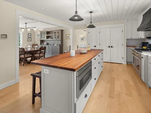 $2,195,000 | 78 Crescent Road, Burlington, VT 05401