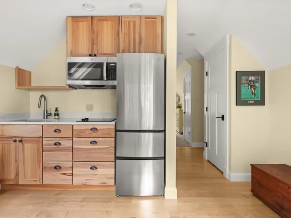 $2,195,000 | 78 Crescent Road, Burlington, VT 05401