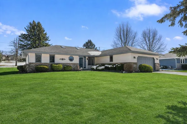 $319,900 | 6629 Swansdown Road, Loves Park, IL 61111