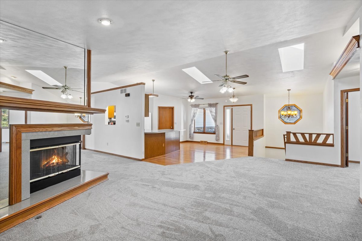 6629 Swansdown Road Loves Park, IL 61111 - Photo 15 of 48