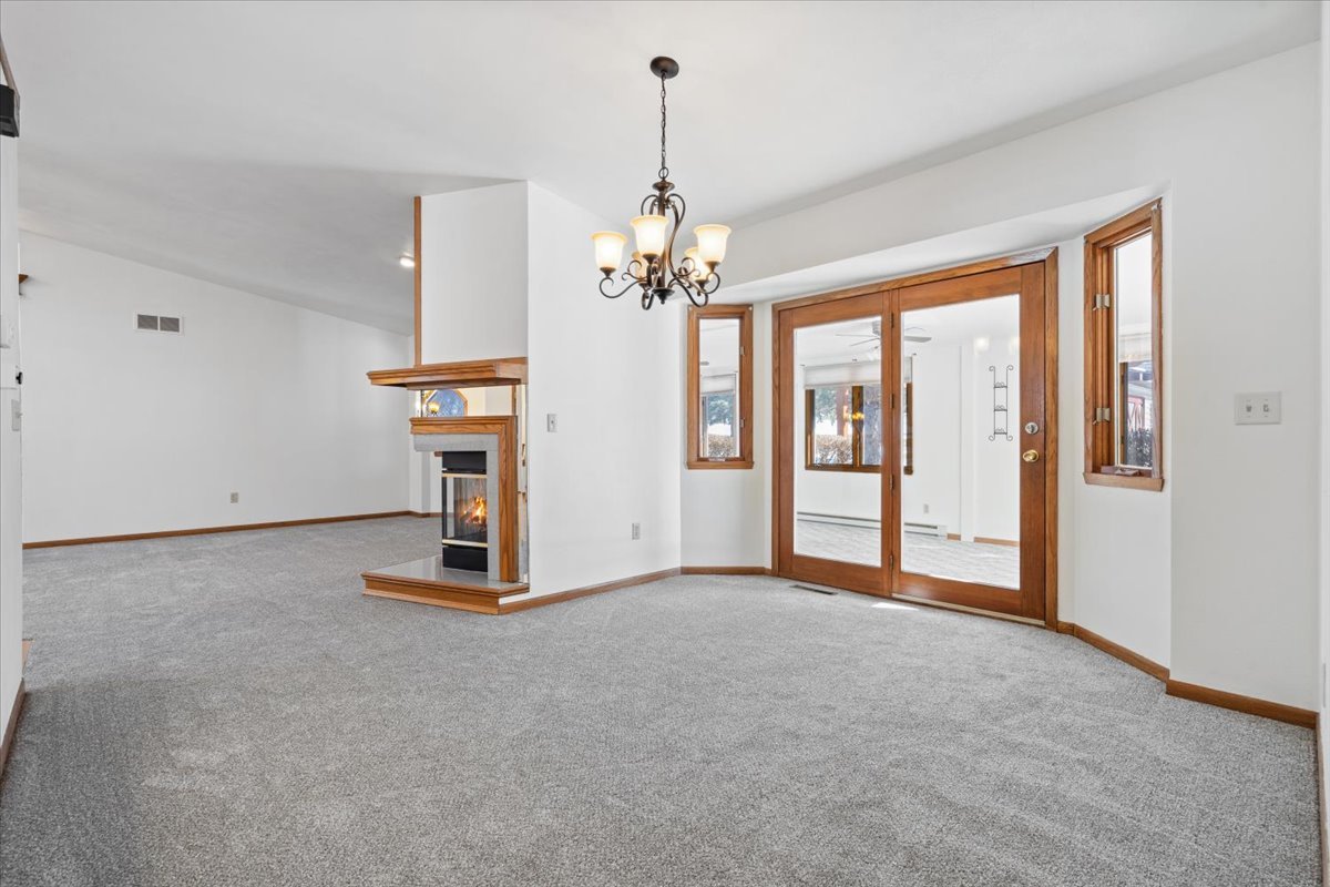 6629 Swansdown Road Loves Park, IL 61111 - Photo 17 of 48