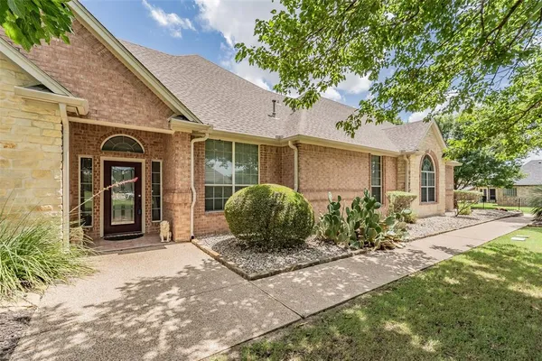 $715,000 | 1049 Van Zandt Court, Haslet, TX 76052