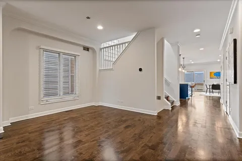 $1,600,000 | 3318 North Claremont Avenue, Chicago, IL 60618