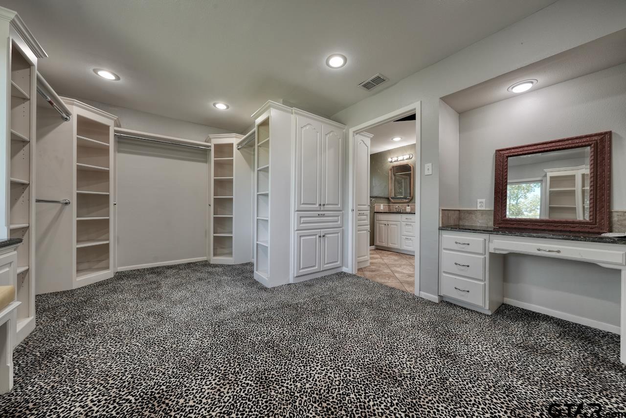 10439 County Road 4150 Tyler, TX 75704 - Photo 23 of 47