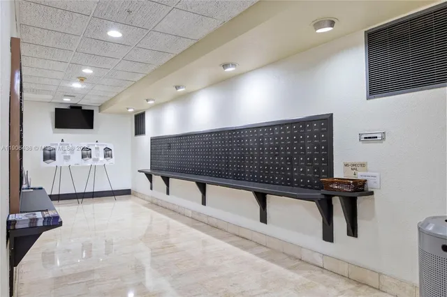 $195,000 | 2750 Northeast 183rd Street, Unit 2601, Aventura, FL 33160