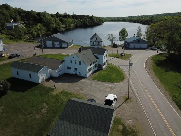 $279,000 | 13 Main Street, Cambridge, ME 04923