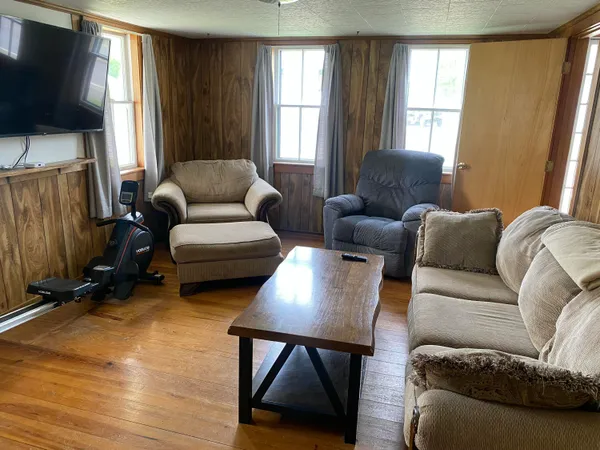 $279,000 | 13 Main Street, Cambridge, ME 04923