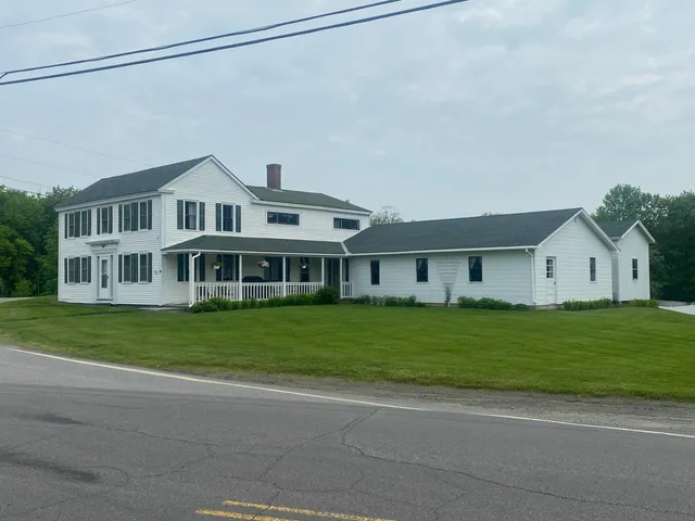 $279,000 | 13 Main Street, Cambridge, ME 04923