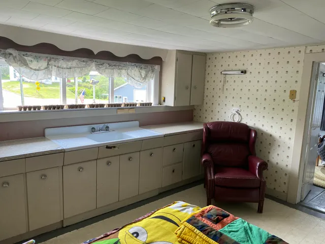 $279,000 | 13 Main Street, Cambridge, ME 04923