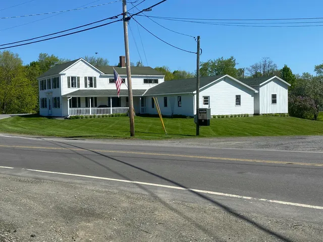 $279,000 | 13 Main Street, Cambridge, ME 04923