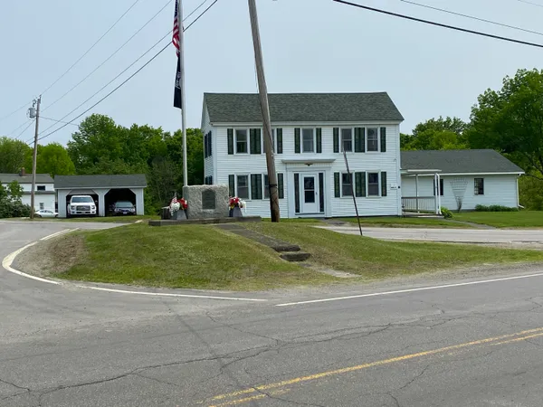 $279,000 | 13 Main Street, Cambridge, ME 04923