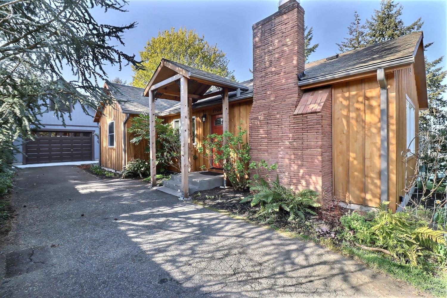 6700 Southwest Taylors Ferry Road Portland, OR 97223 - Photo 1 of 25 Primary Photo