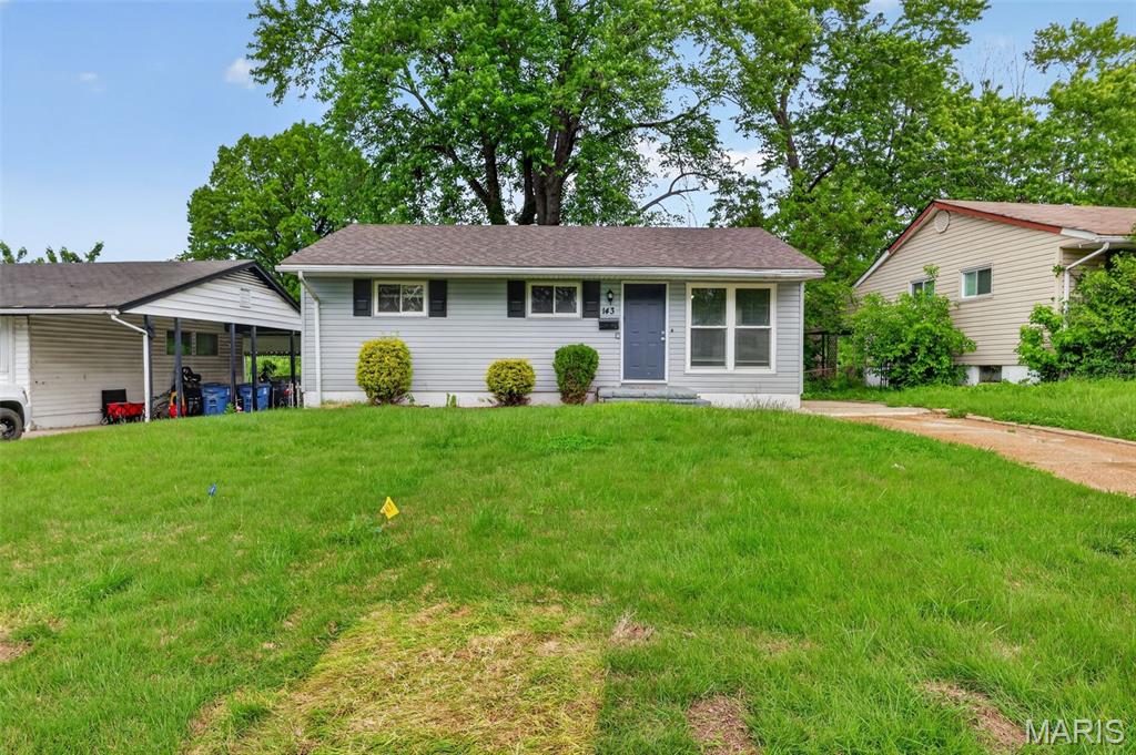 143 Grampian Road St. Louis, MO 63137 - Photo 2 of 30