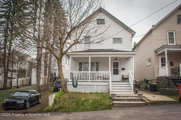 $155,000 | 44 Richmond Street, Carbondale, PA 18407