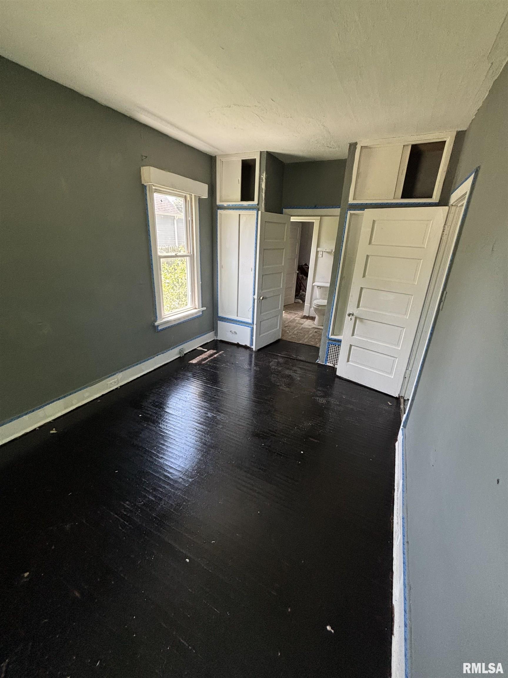 205 2nd Street South Pekin, IL 61564 - Photo 16 of 41
