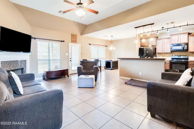 $210,000 | 104 Greenvale Drive, Carencro, LA 70520