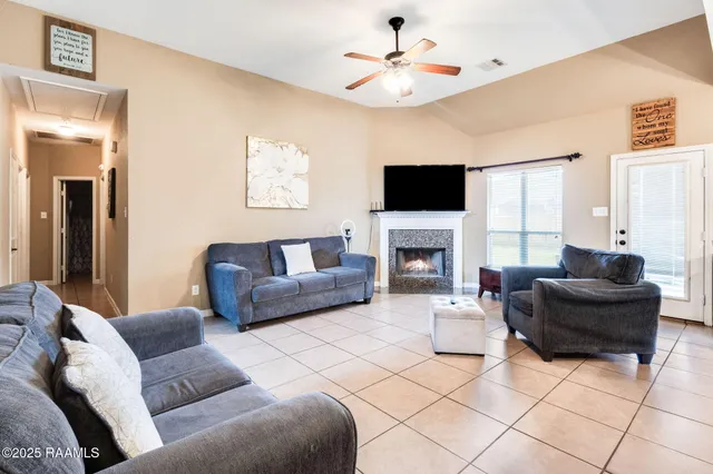 $210,000 | 104 Greenvale Drive, Carencro, LA 70520