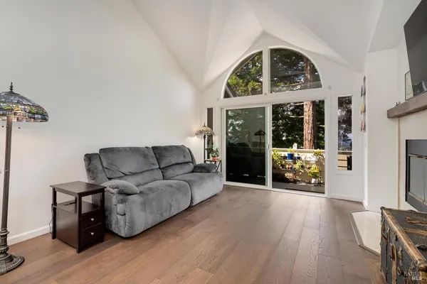 $619,000 | 2008 Stonefield Lane, Santa Rosa, CA 95403