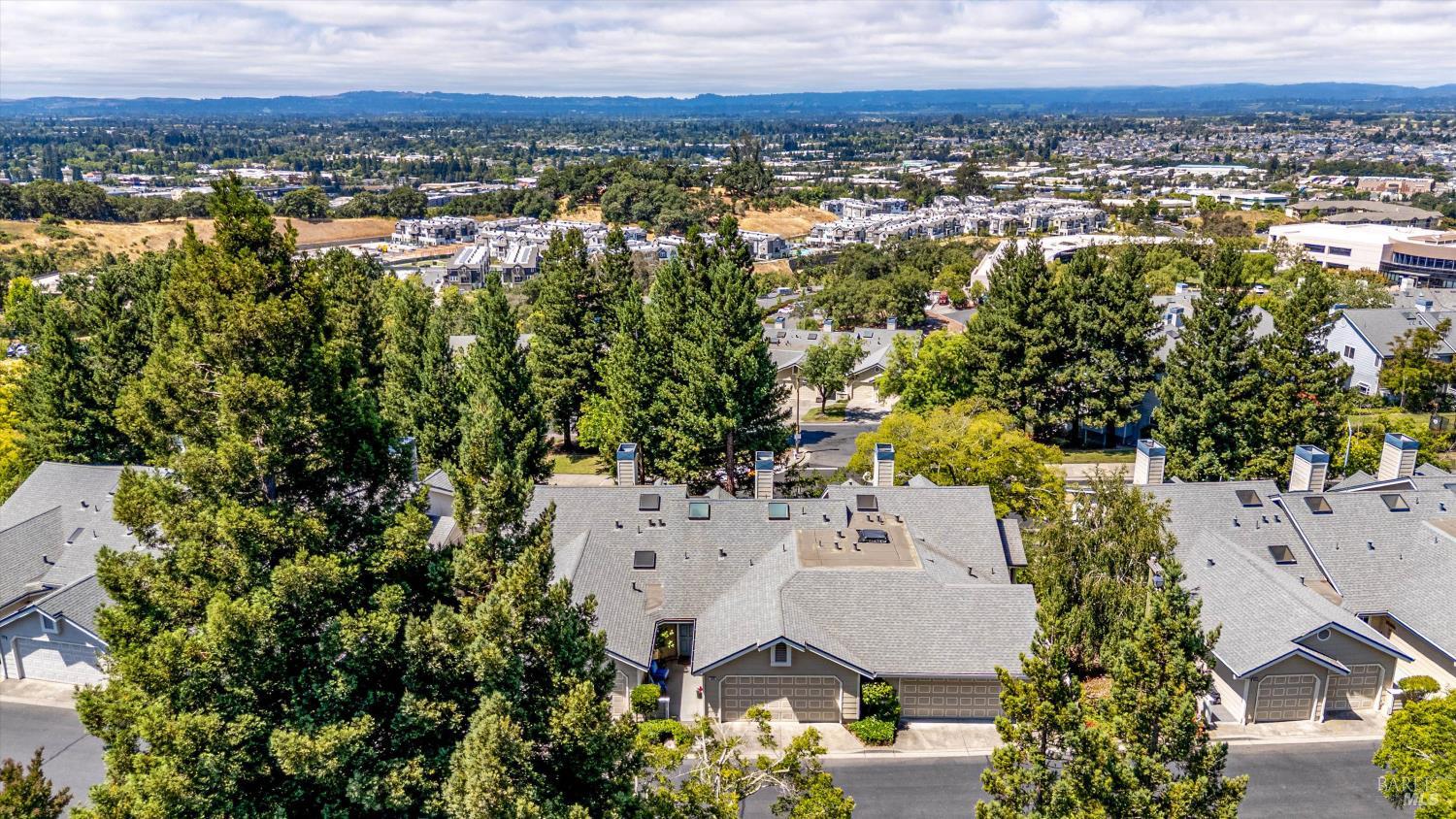 2008 Stonefield Lane Santa Rosa, CA 95403 - Photo 2 of 44