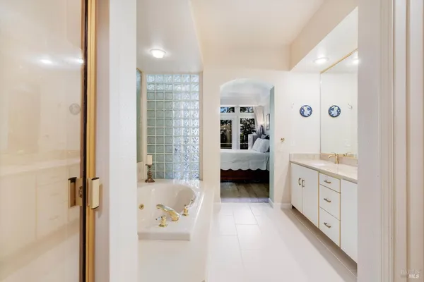 $619,000 | 2008 Stonefield Lane, Santa Rosa, CA 95403