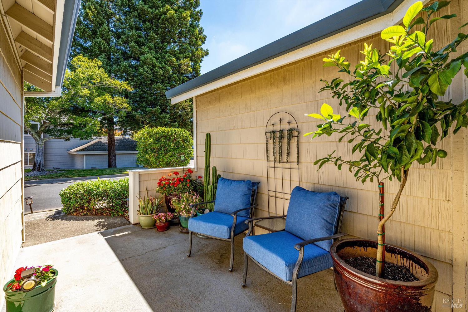 2008 Stonefield Lane Santa Rosa, CA 95403 - Photo 40 of 44