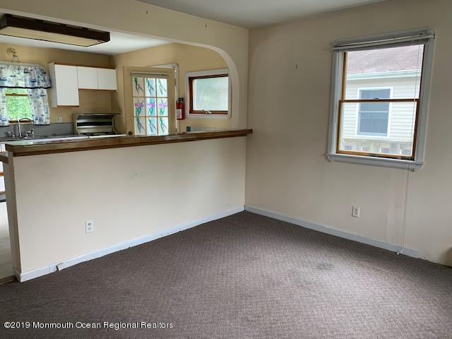 809 Pine Shore Road Toms River, NJ 08753 - Photo 5 of 15 809 pine shore kitchen 5