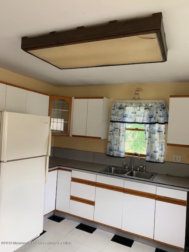 809 Pine Shore Road Toms River, NJ 08753 - Photo 8 of 15 809 pine shore kitchen 2