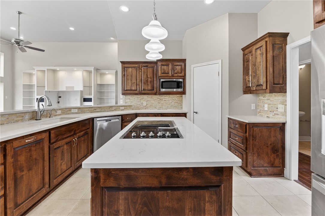 5409 Wooldridge Road Corpus Christi, TX 78413 - Photo 13 of 40