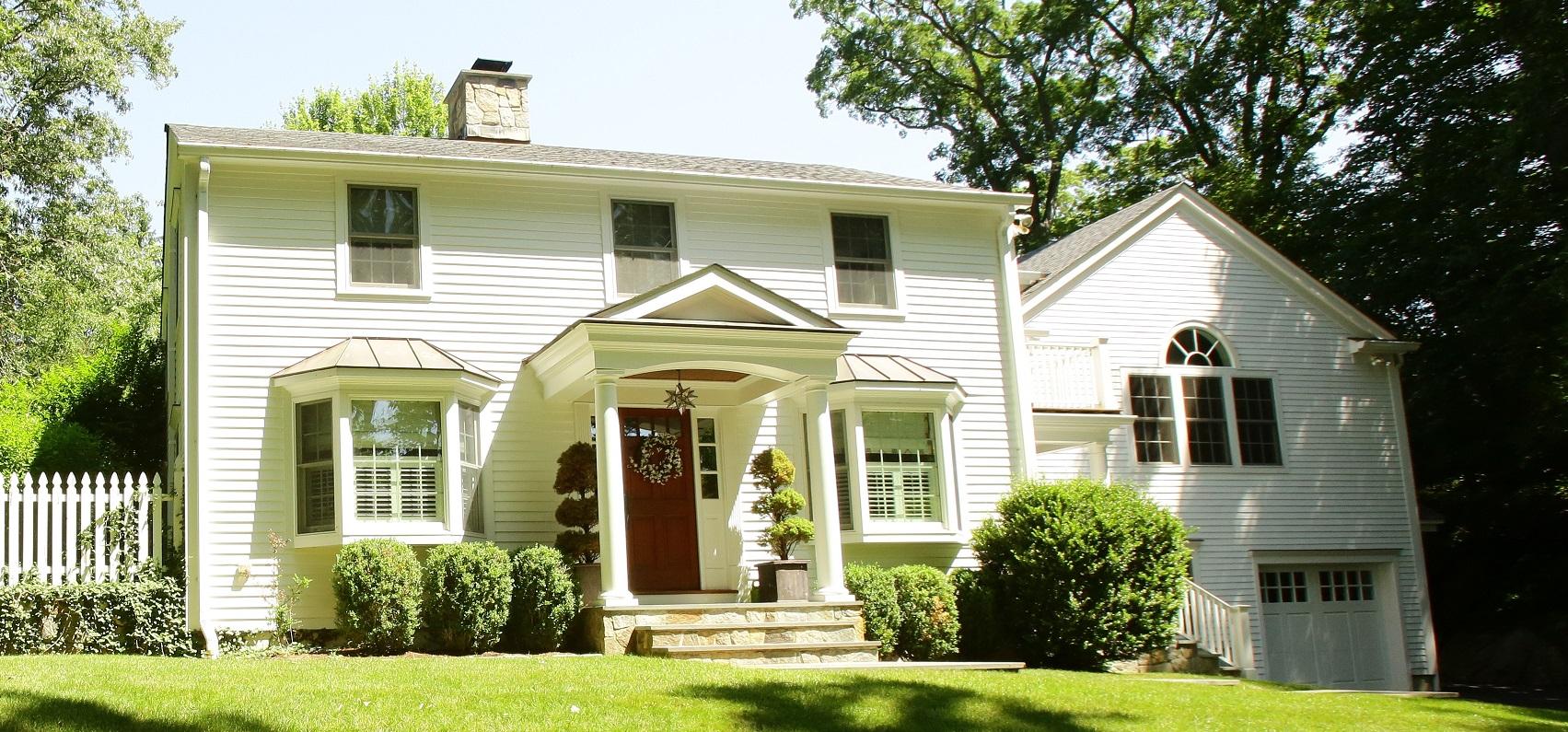 204 Tokeneke Road Darien, CT 06820 - Photo 1 of 31 Front