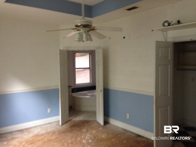 422 Ridgecrest Court Mobile, AL 36609 - Photo 13 of 19