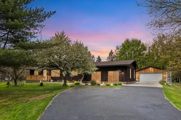 $719,000 | W6467 39th Street East, New Lisbon, WI 53950