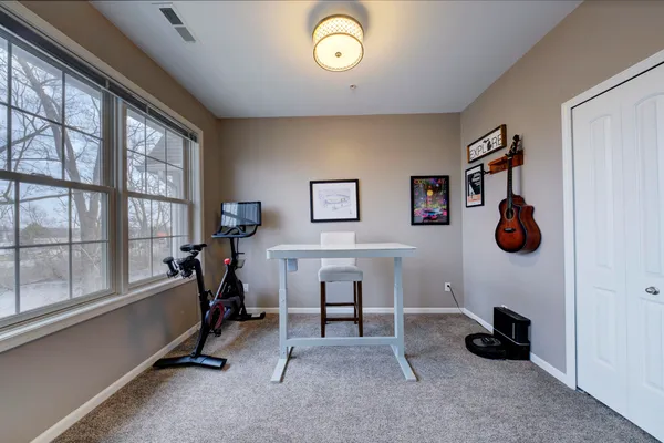 $425,000 | 2591 West Towne Street, Ann Arbor, MI 48103