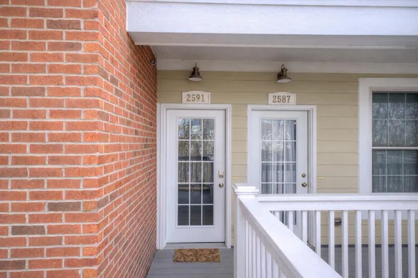$425,000 | 2591 West Towne Street, Ann Arbor, MI 48103